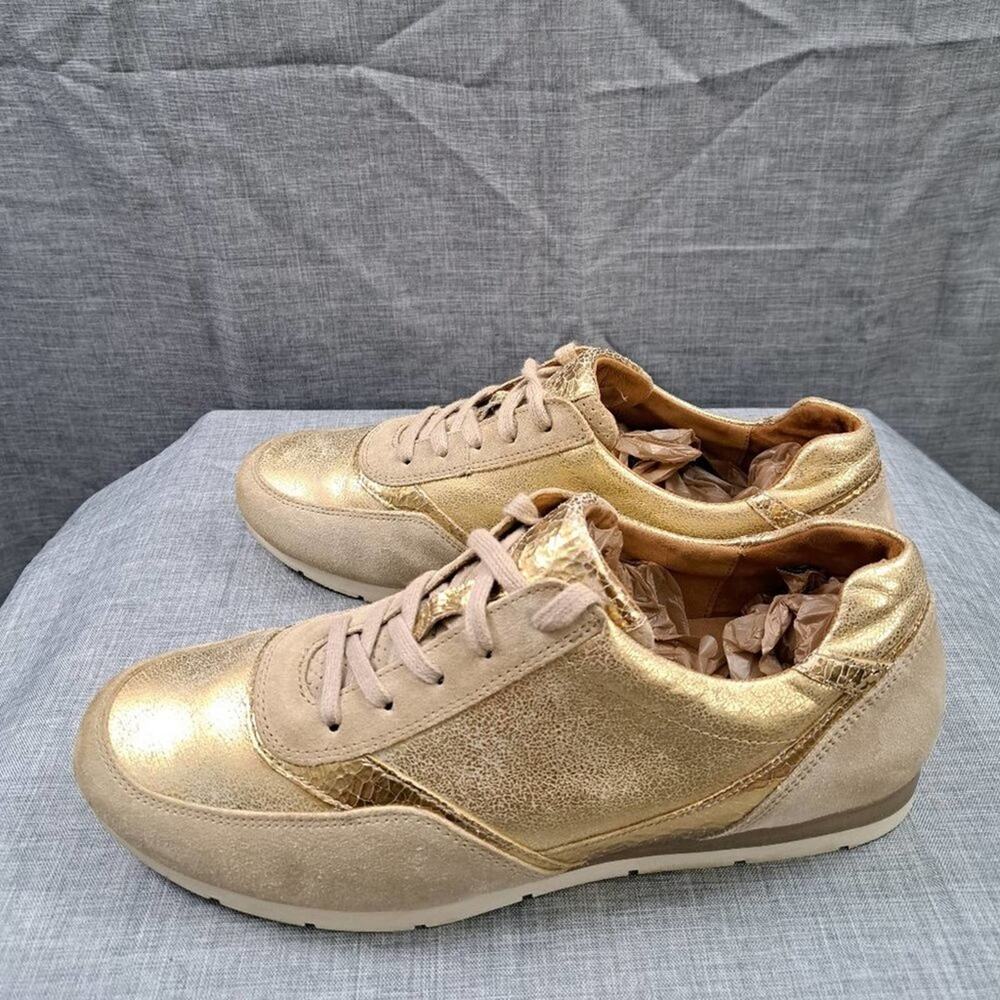 Gabor Gold Metallic Sparkle Platform Sneaker Size: 7 Woman